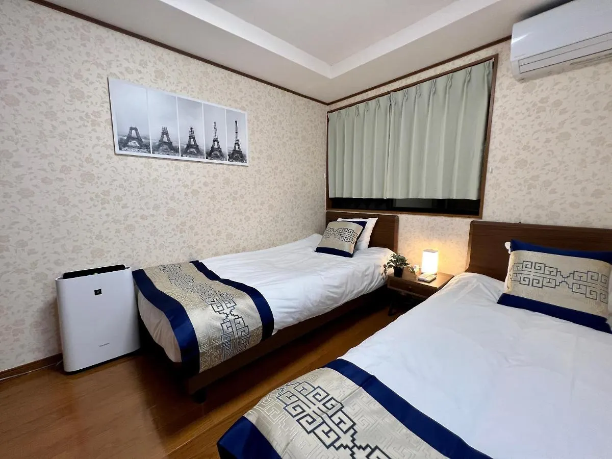 Best Value Stay, Immerse In Local Culture, Prime Location & Fast Wifi Tokyo 0*,  Japan