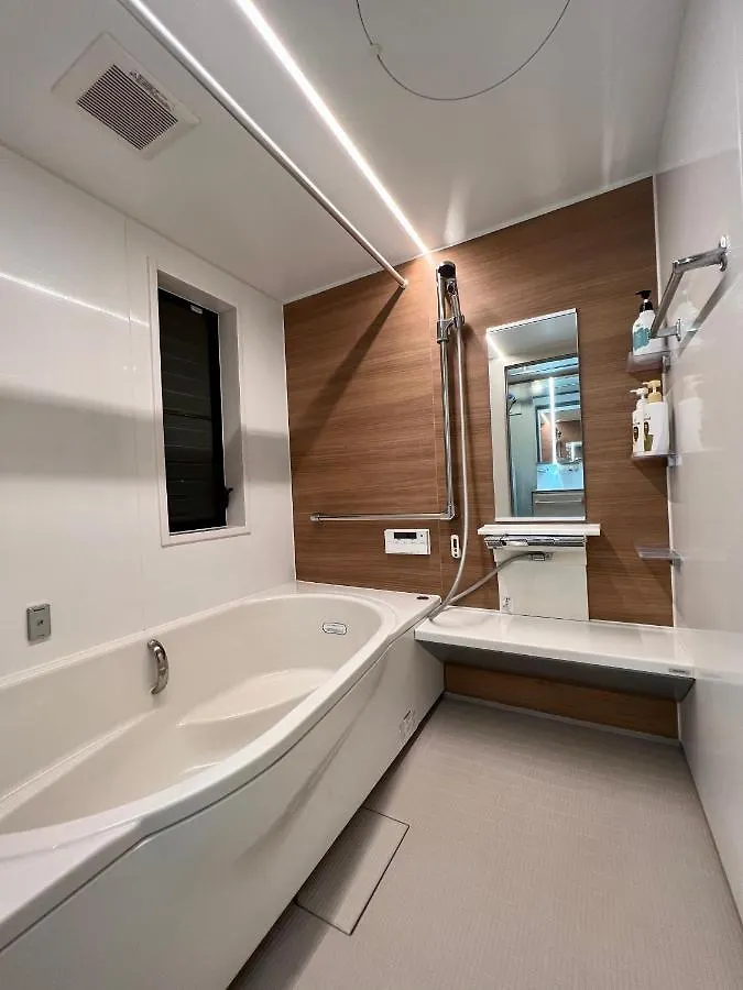 Best Value Stay, Immerse In Local Culture, Prime Location & Fast Wifi Tokyo Japan
