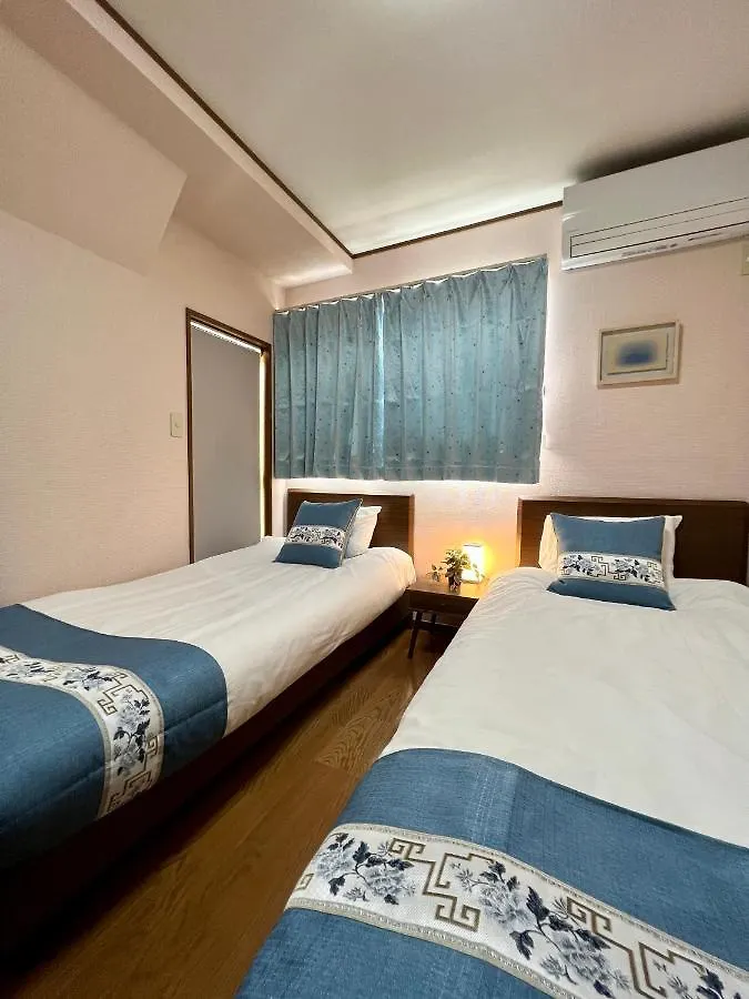 Best Value Stay, Immerse In Local Culture, Prime Location & Fast Wifi Tokyo 0*,  Japan